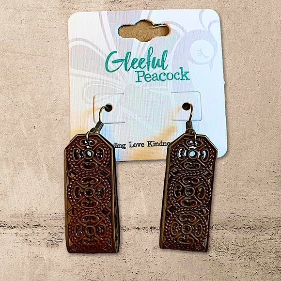 Metal earrings - Picture 1 of 1